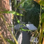 Tinyhouse Scheveningen beach FREE gated parking