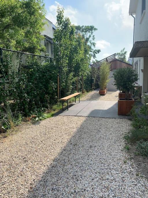 Tinyhouse Scheveningen Free Gated Parking